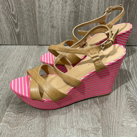 New Tommy Hilfiger Justina Wedge Sandal Ambra & Hot Fuchsia Stripe 10M - Picture 1 of 16